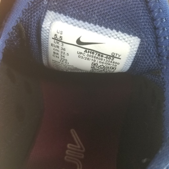 Nike Women's Air Max 270 Blue Void Crimson Tint - Picture 6 of 6